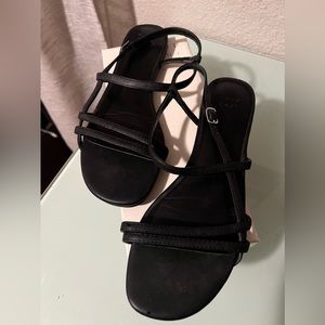 Black sandals Size:7